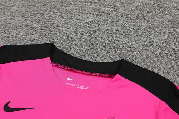 Ensemble Chelsea Rose Training